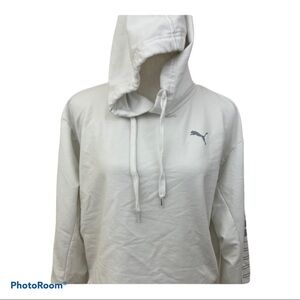 Puma crop hoodie size Medium. Long sleeves.